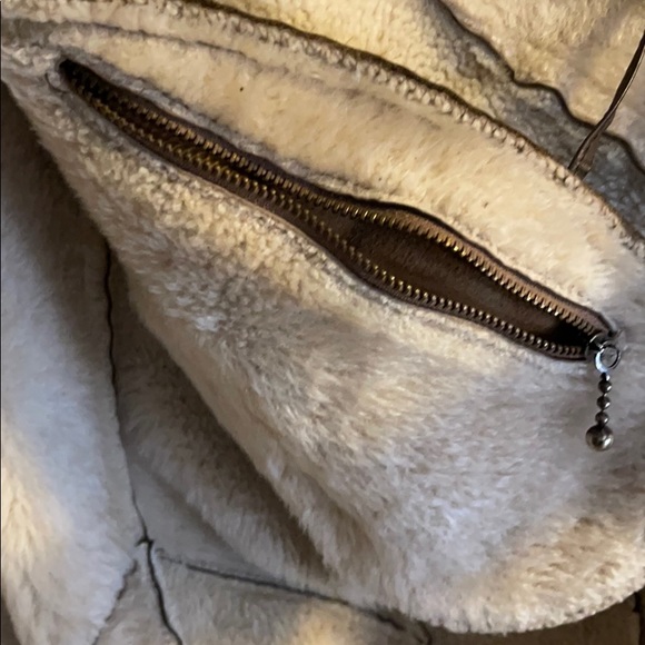 Coat - Picture 3 of 8